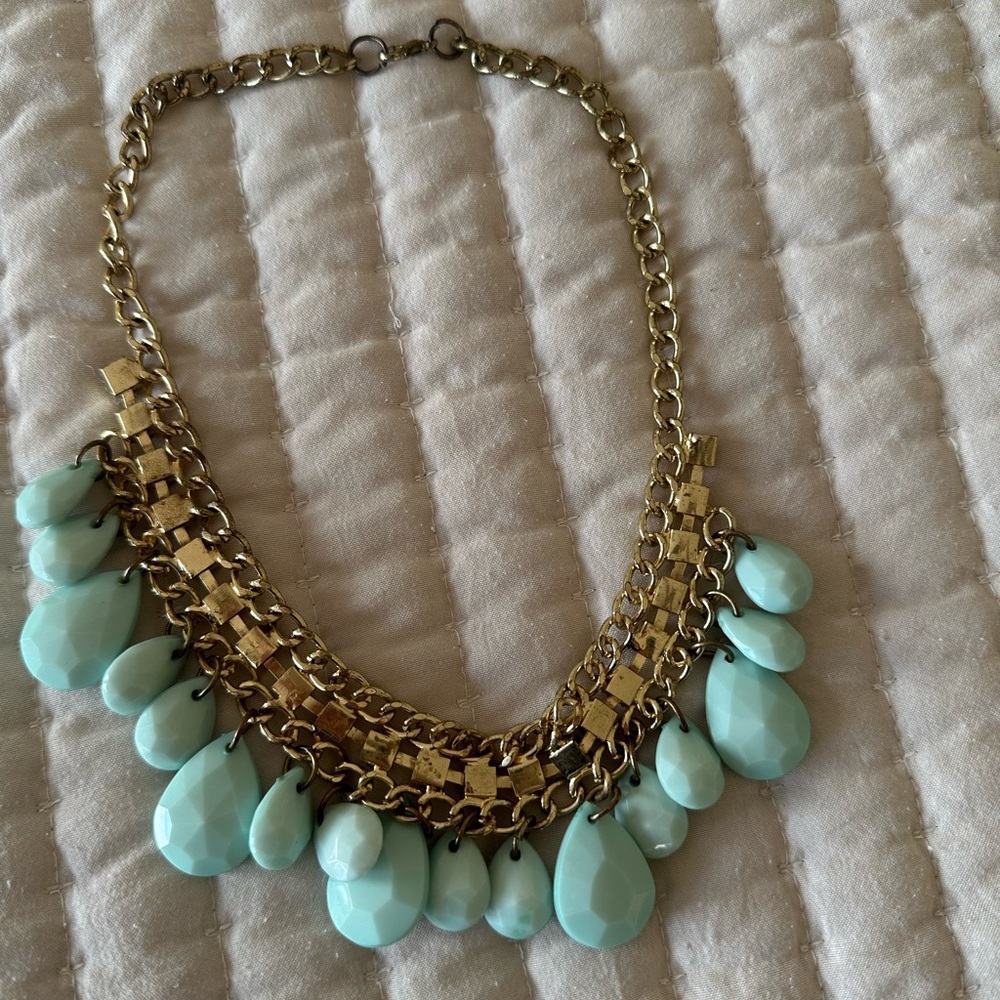 Stylish necklace!